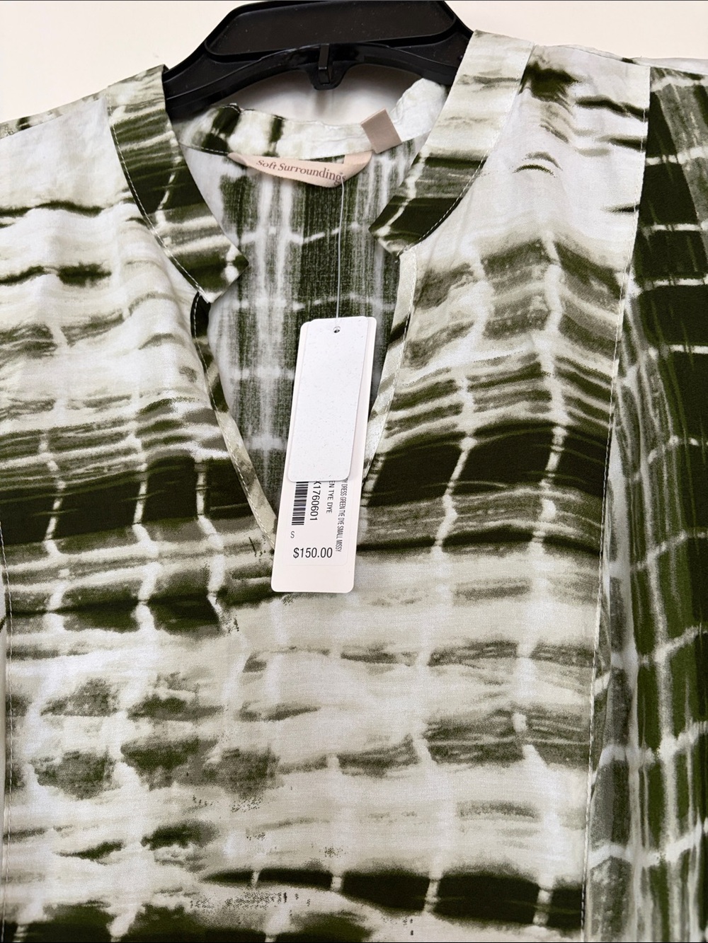 Dress - Picture 2 of 4